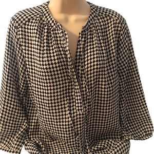 Black and White Houndstooth Long Sleeve Blouse Top - Size M